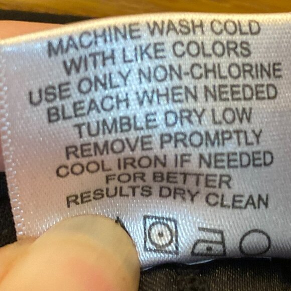 Black "NYDJ" dress pants. size 12 - Picture 9 of 9